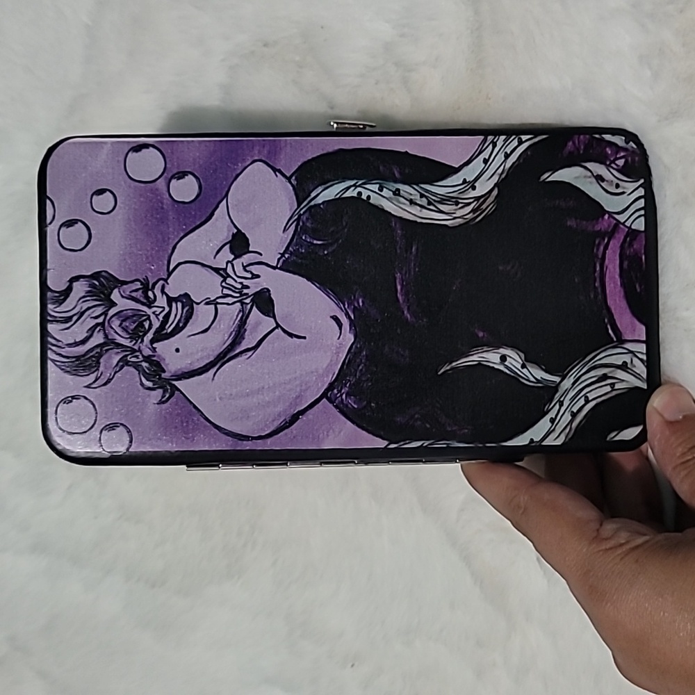 Ursula Hinge Wallet